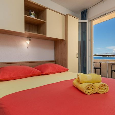 Apartments By The Sea Drasnice, Makarska - 6697 エクステリア 写真