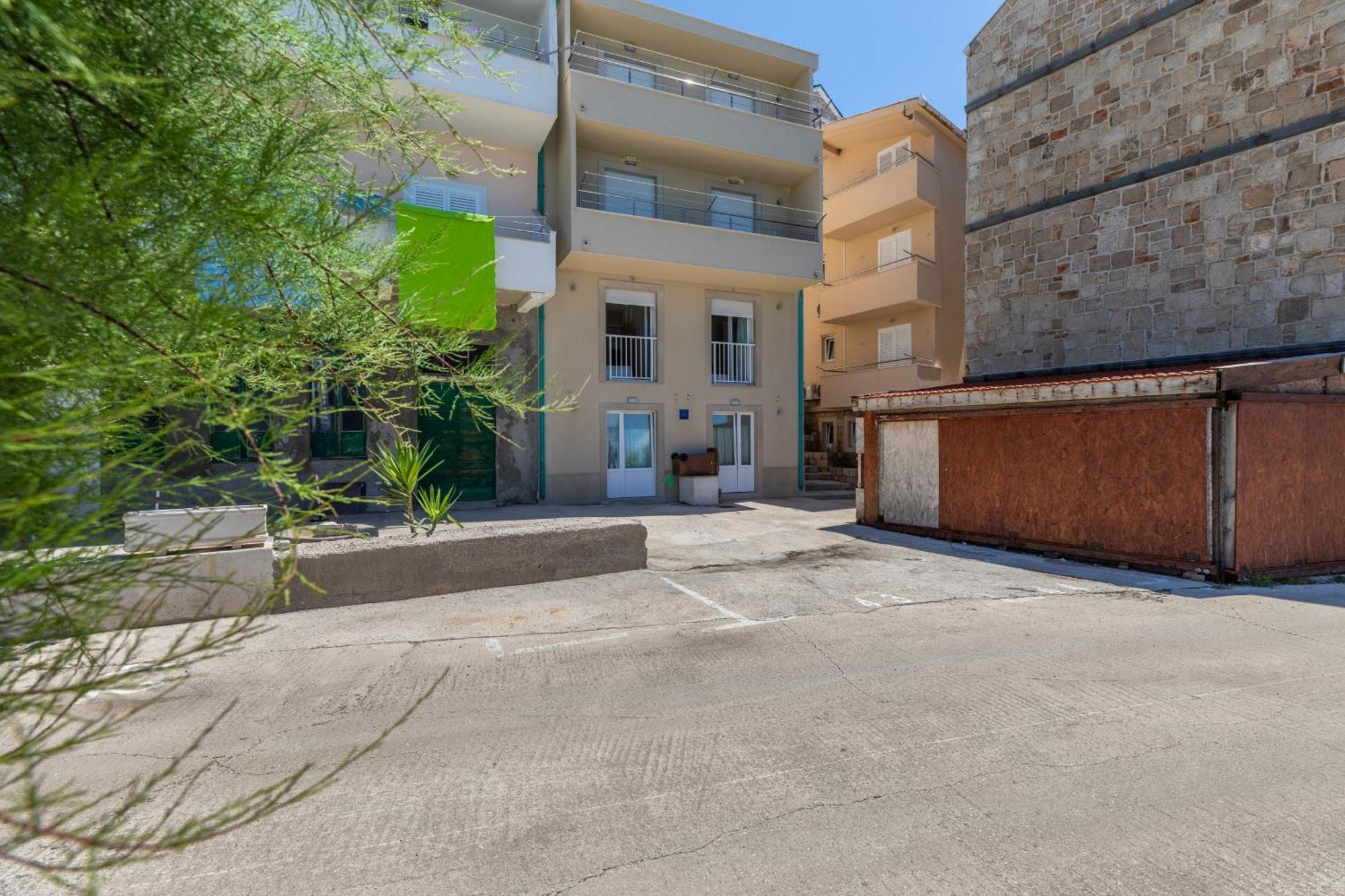 Apartments By The Sea Drasnice, Makarska - 6697 エクステリア 写真
